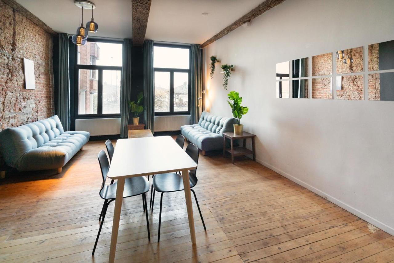 Charming Two-Bedroom River Side Apartment Antwerpen Exteriör bild