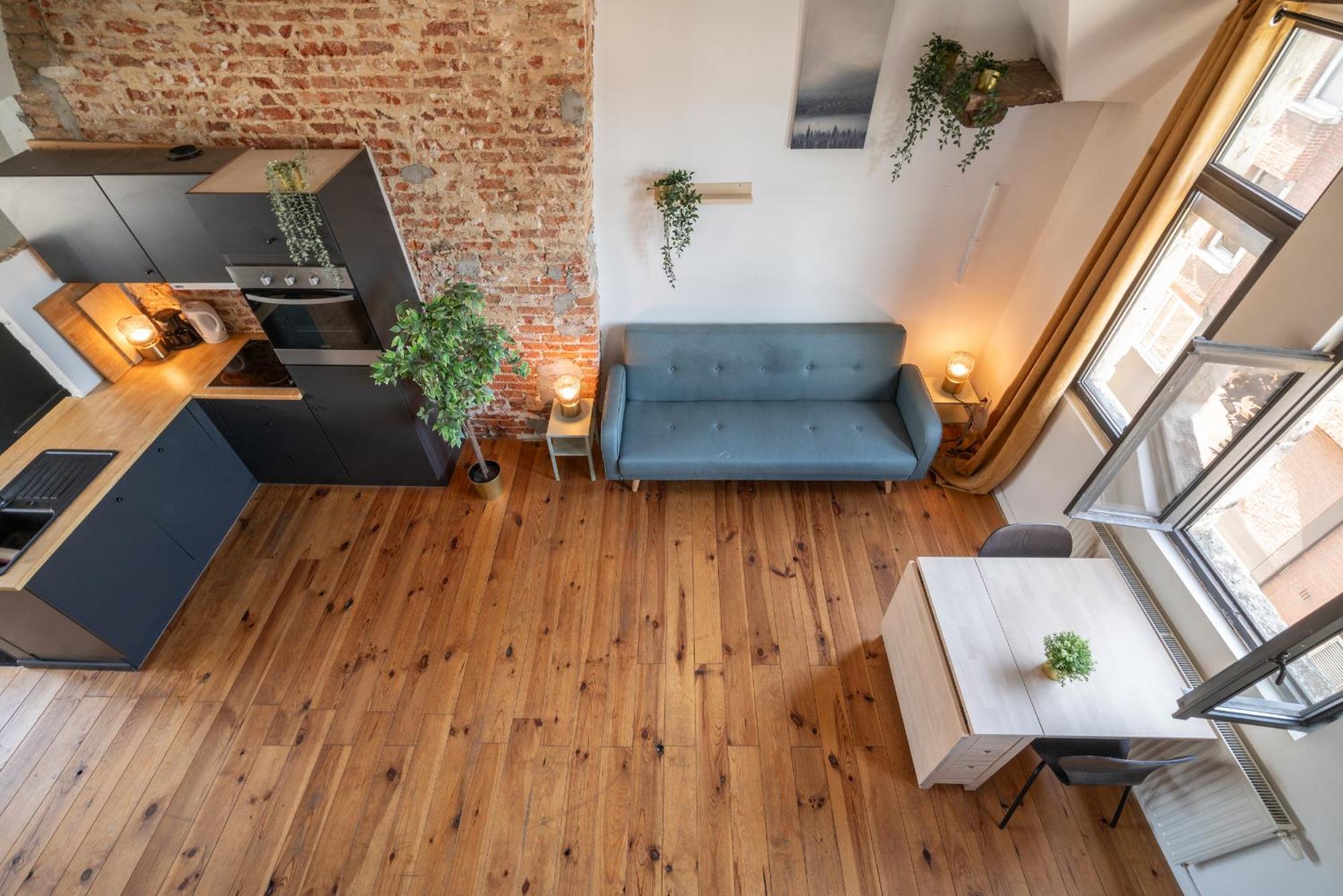 Charming Two-Bedroom River Side Apartment Antwerpen Exteriör bild
